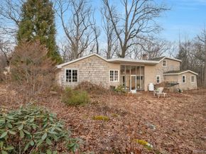 14 Glendale Road, Ossining NY 10562