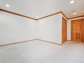 2522 Hewlett Lane, Bellmore NY 11710