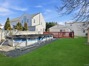 2522 Hewlett Lane, Bellmore NY 11710
