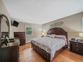 24 Oakdale Avenue, Farmingville NY 11738