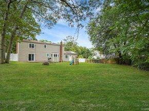 24 Oakdale Avenue, Farmingville NY 11738