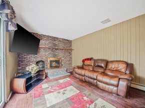 24 Oakdale Avenue, Farmingville NY 11738