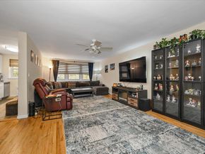 32 Pearsall Avenue 3F, Glen Cove NY 11542
