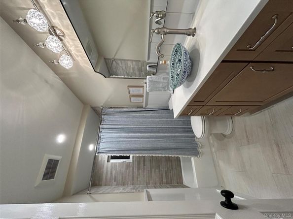 33 Loughlin Drive, Shirley NY 11967