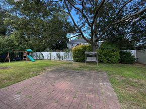 33 Loughlin Drive, Shirley NY 11967