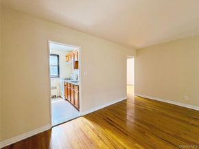 202-06 Rocky Hill Road 6C1, Bayside NY 11361