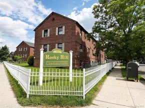 202-06 Rocky Hill Road 6C1, Bayside NY 11361