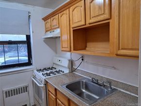 20206 Rocky Hill Road C1, Bayside NY 11361