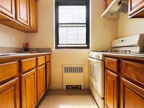 202-06 Rocky Hill Road 6C1, Bayside NY 11361