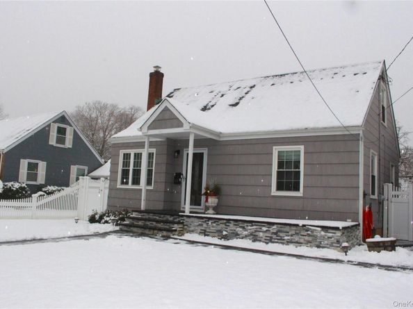 55 Dosoris Lane, Glen Cove NY 11542