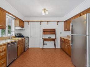 350 Soundview Road, Orient NY 11957