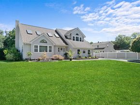 3 Crystal Brook Court, Islip NY 11751