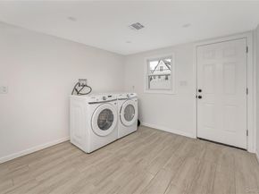 1043 Delaware Avenue, Island Park NY 11558