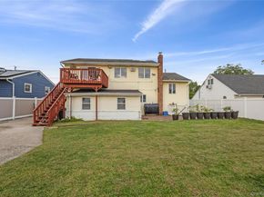 1012 N Ontario Avenue, Lindenhurst NY 11757