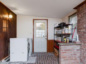 1012 N Ontario Avenue, Lindenhurst NY 11757