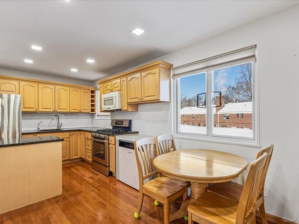 218-07 73rd Avenue Upper, Bayside NY 11364