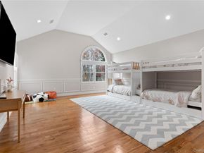 717 W Montauk Highway, Bay Shore NY 11706