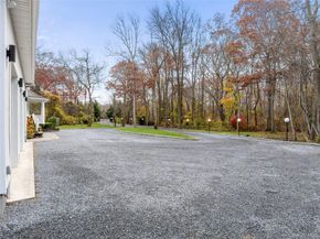 717 W Montauk Highway, Bay Shore NY 11706