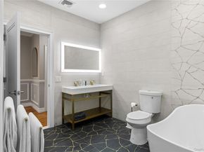 717 W Montauk Highway, Bay Shore NY 11706