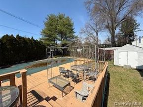 22 Salisbury Drive S, East Northport NY 11731