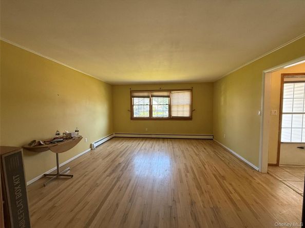 22 Salisbury Drive S, East Northport NY 11731