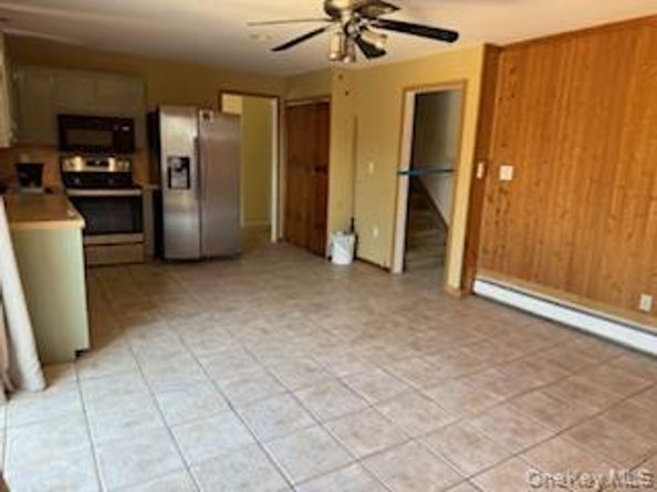 22 Salisbury Drive S, East Northport NY 11731