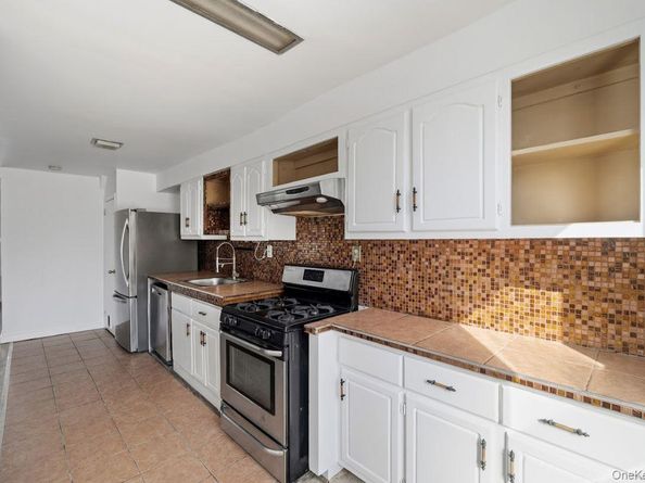 108 Jackie Robinson Parkway, Brooklyn NY 11207