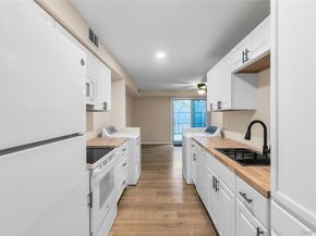 117 Hill Spur, Calverton NY 11933