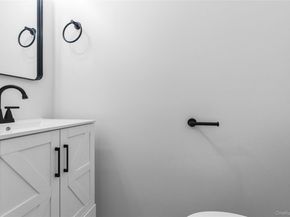 117 Hill Spur, Calverton NY 11933