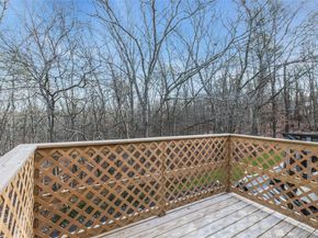 117 Hill Spur, Calverton NY 11933