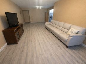 61-12 69th Street 2M, Middle Village NY 11379