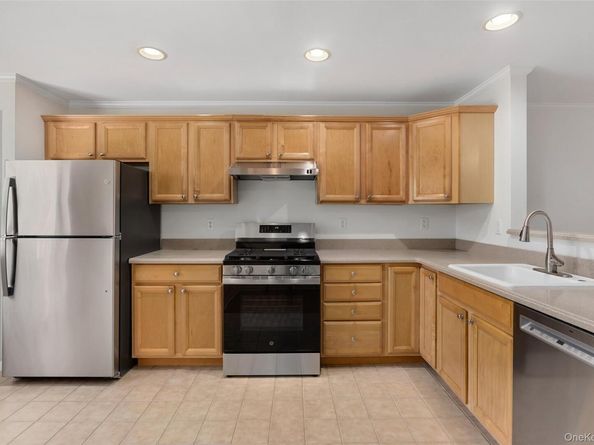 223 Viewpoint Terrace, Peekskill NY 10566
