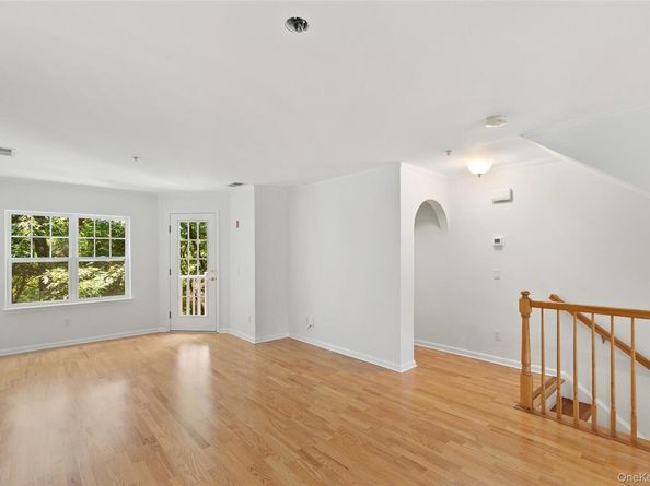 223 Viewpoint Terrace, Peekskill NY 10566