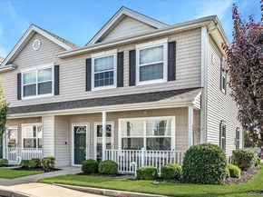 802 Willow Lane Upper Level, Valley Stream NY 11580