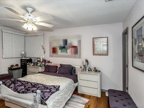 113 Northern Parkway W, Plainview NY 11803