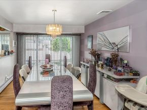113 Northern Parkway W, Plainview NY 11803