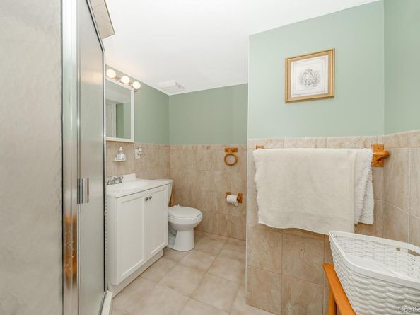 3663 Roanoke Street, Seaford NY 11783