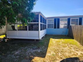 38B Village Circle S, Manorville NY 11949