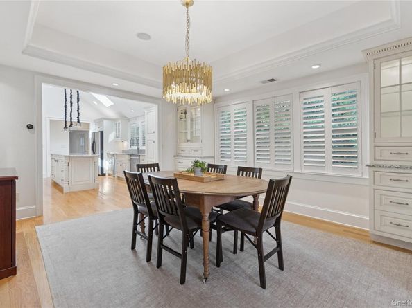 283 Main Street, Westhampton Beach NY 11978