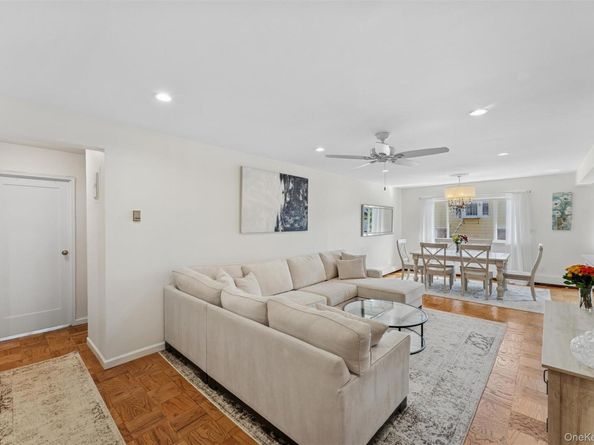 77 S Park Avenue C20, Rockville Centre NY 11570