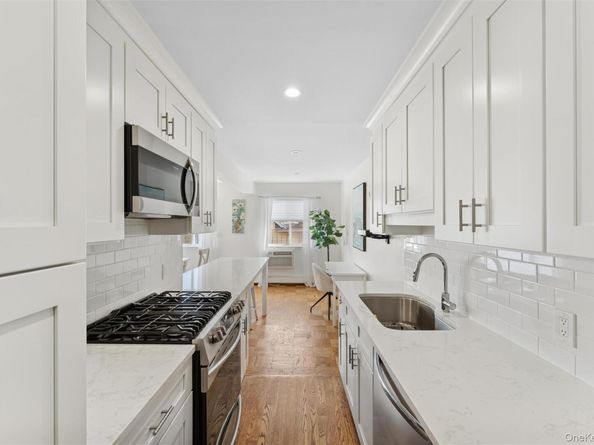 77 S Park Avenue C20, Rockville Centre NY 11570