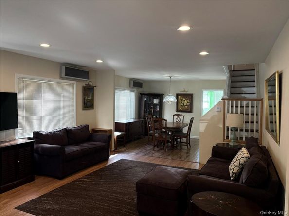 42-62 247th Street, Little Neck NY 11363