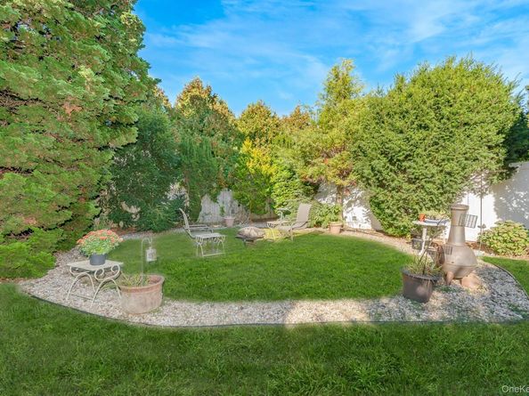 1427 Washington Avenue, Seaford NY 11783