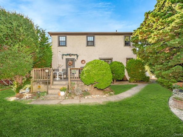 1427 Washington Avenue, Seaford NY 11783
