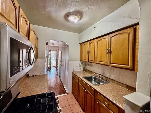 993 Duncan Street, Bronx NY 10469