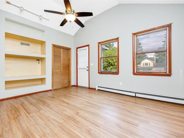 38 Woodmont Place, Farmingville NY 11738