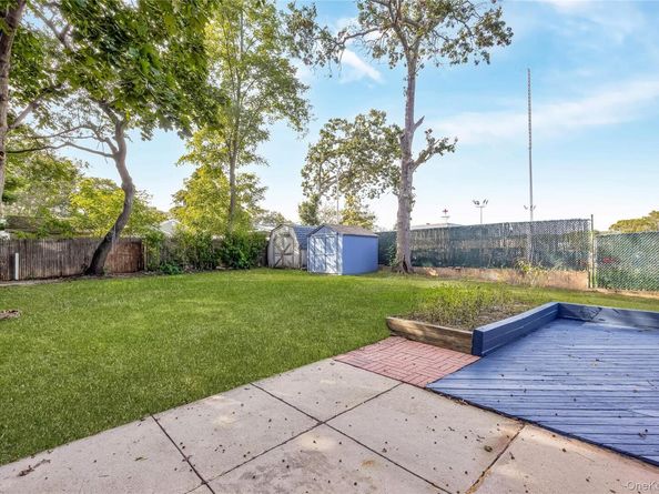 38 Woodmont Place, Farmingville NY 11738