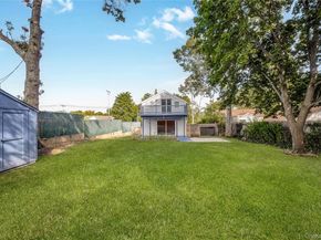 38 Woodmont Place, Farmingville NY 11738