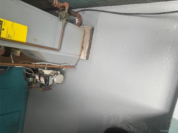 38 Woodmont Place, Farmingville NY 11738