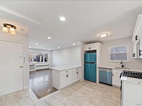 3511 McOwen Avenue, Bronx NY 10475